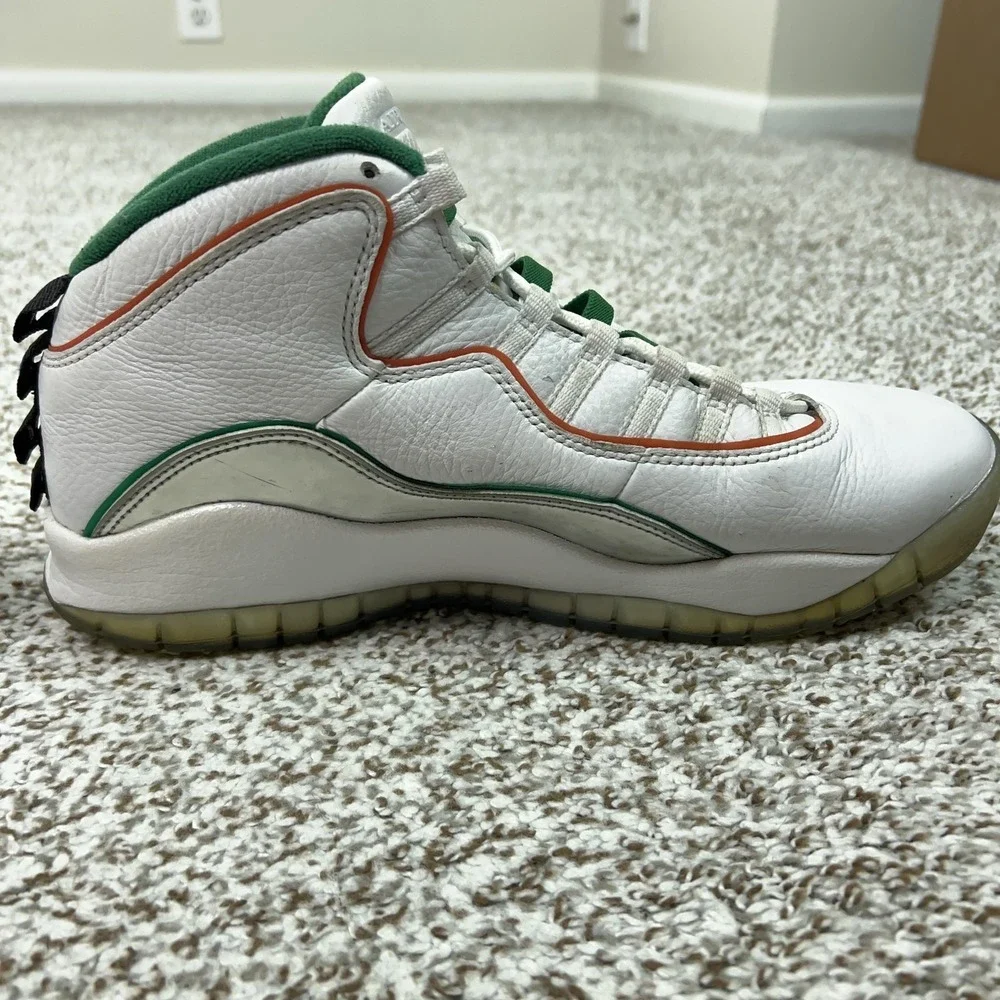 Jordan Air Jordan 10 Retro Wings Shoes Mens Size 9.5 White‎ Green Sneaker Sport